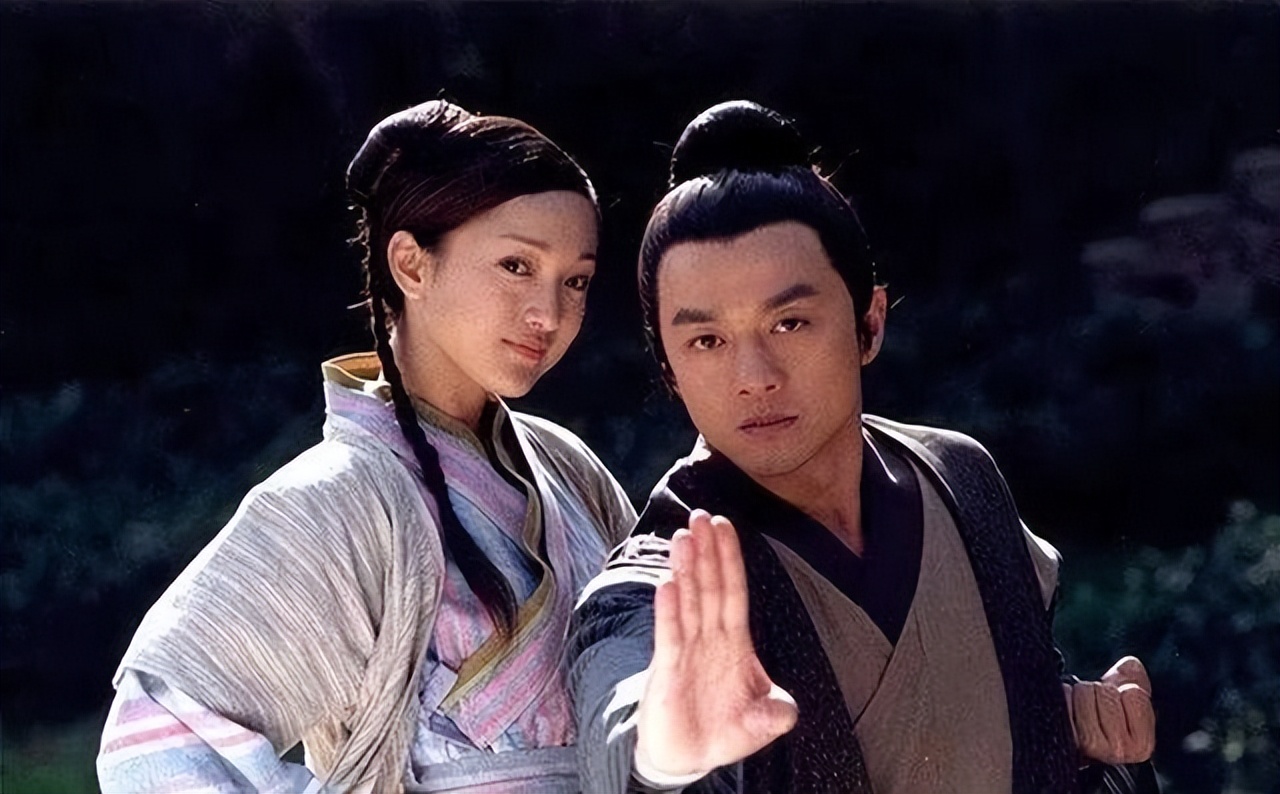 鐜嬭彶鏉庝簹楣忚阿闇嗛攱杩戝喌,鏉庝簹楣忕帇鑿茶阿闇嗛攱杩戝喌