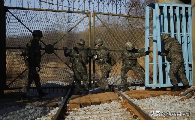 朝鲜“脱北者”是如何穿越朝韩边境的？