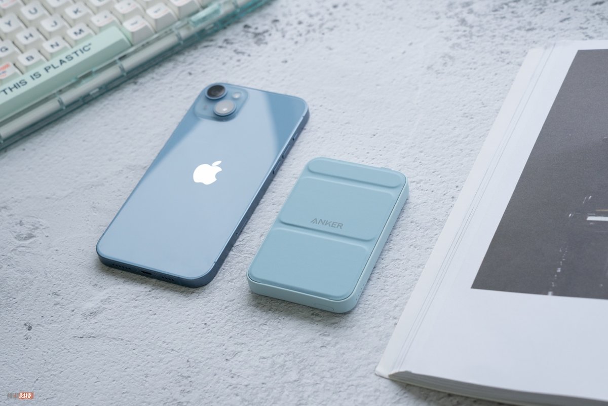 anker安克磁吸充电宝多功能高颜值,anker安克磁吸充电宝拆机