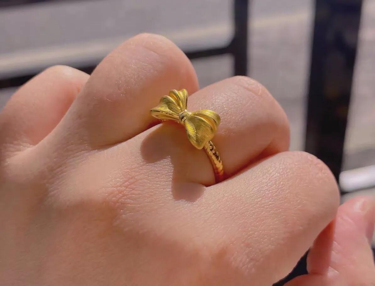 黄金女戒款式推荐,适合年轻人的黄金对戒品牌