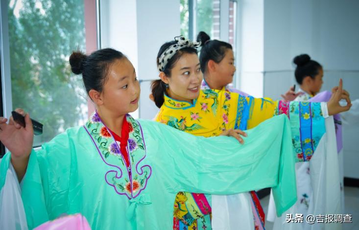 让京剧走进课堂！通化市通钢第二小学创新课后服务形式，开展一系列普及京剧教育活动