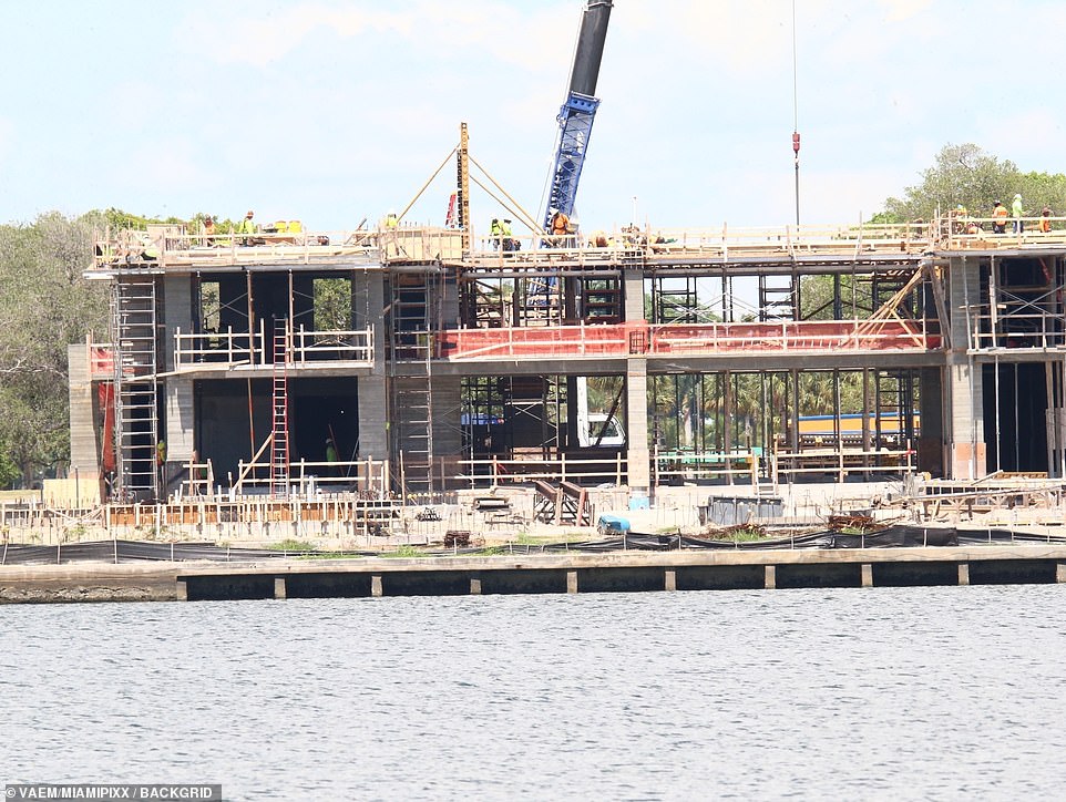 吉娘娘和布雷迪复出,吉娘娘和布雷迪啥时候结婚