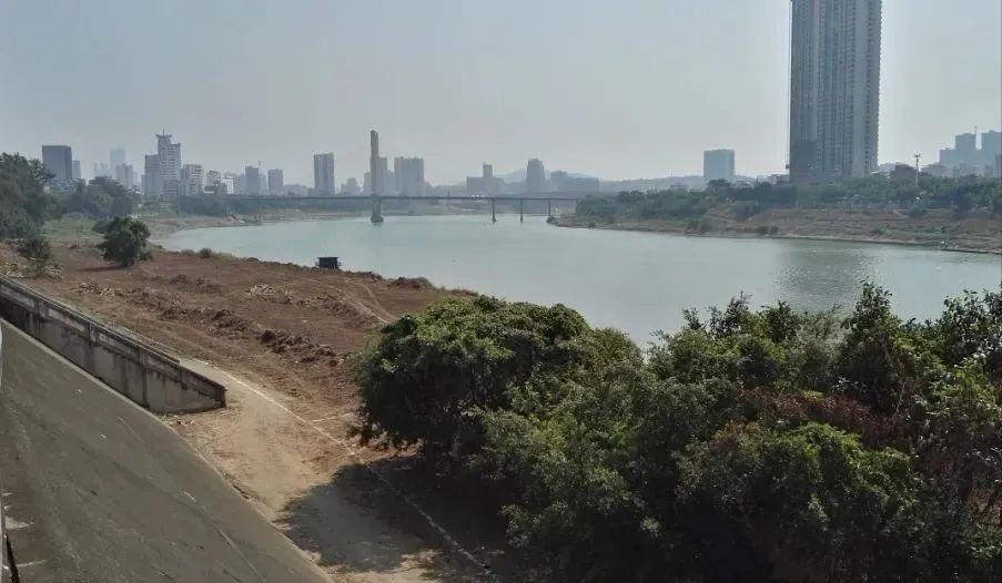 南宁十年经济变化,南宁东葛路尾巨变