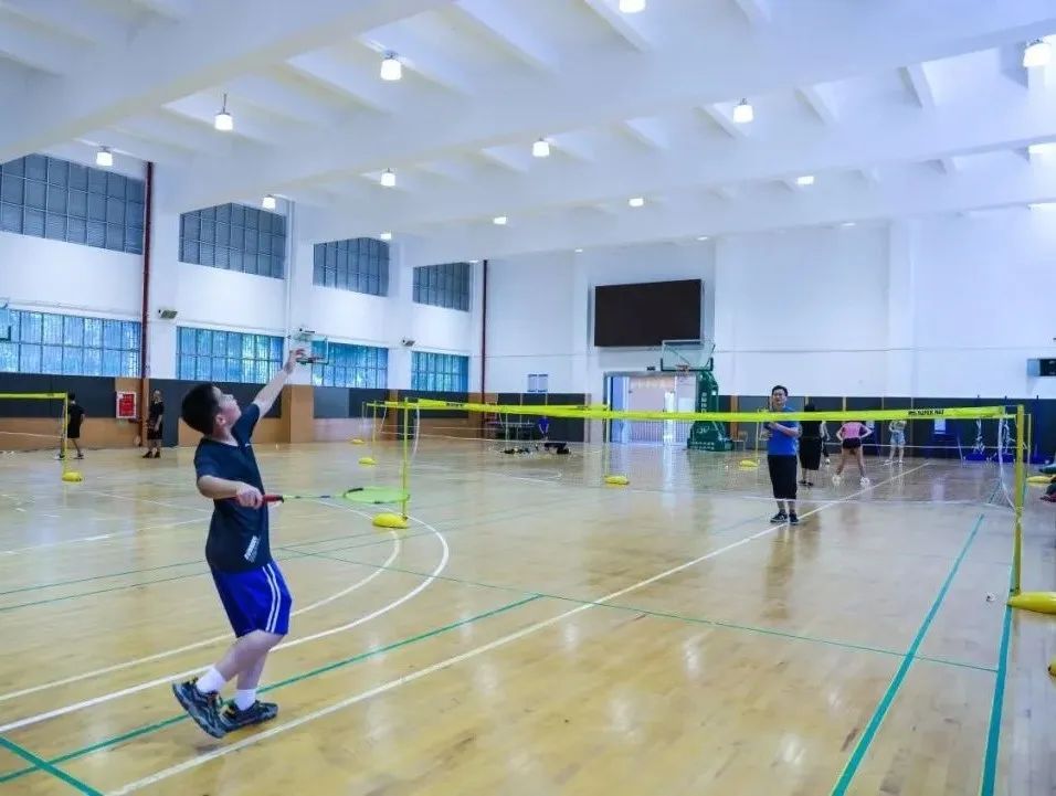 周末体育场馆开放的可行性,学校开放体育场馆的好处