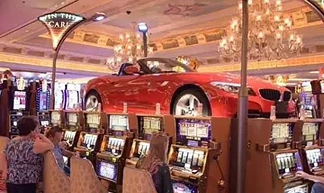 上海小伙成墨西哥毒枭，却未向中国贩毒，密室中成捆美钞垒成高台