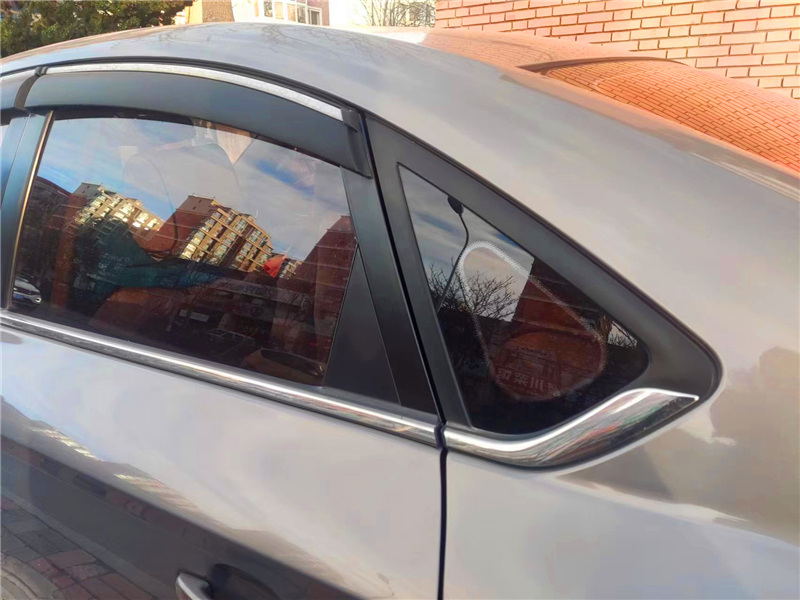 更换空调滤芯时怎么摘下手套箱,更换空调滤芯大概多少钱