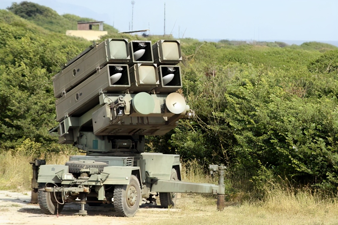 马岛战争英国舰队的防空数据,参加马岛战争的战机