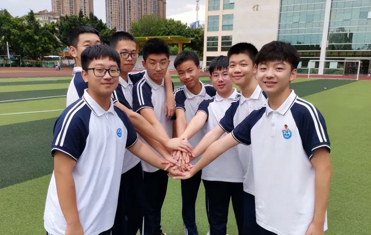 新课程标准体育真的代替了英语吗,体育新课标课程标准2022解读