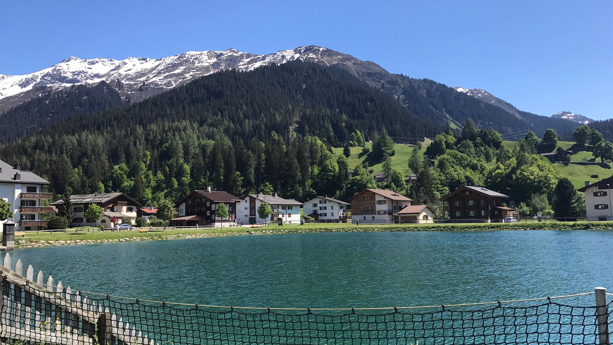 没有工作的老人怎么领退休金,有退休金和没有退休金老人的区别