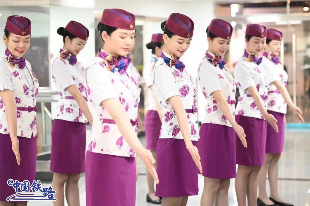 兰州铁路局高铁夏季制服,广州高铁乘务员制服