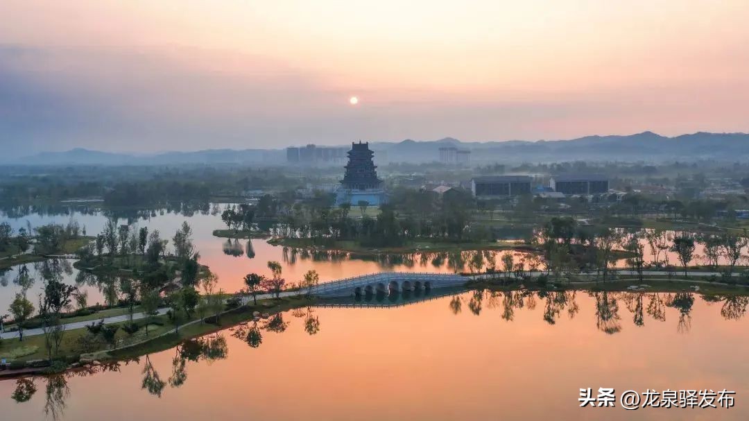 创建天府旅游名县红色旅游度假区,打造天府旅游县