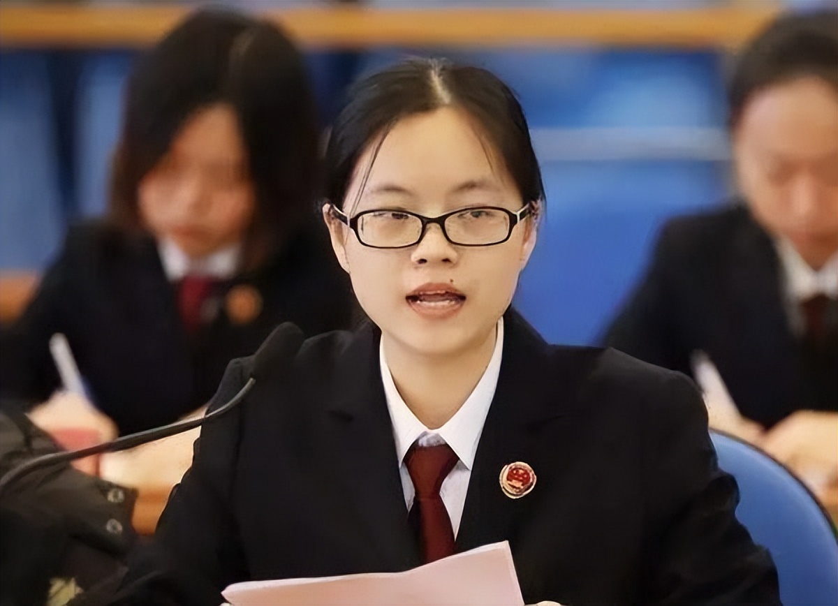 公务员选调生具备哪些条件,公务员考选调生具备什么条件