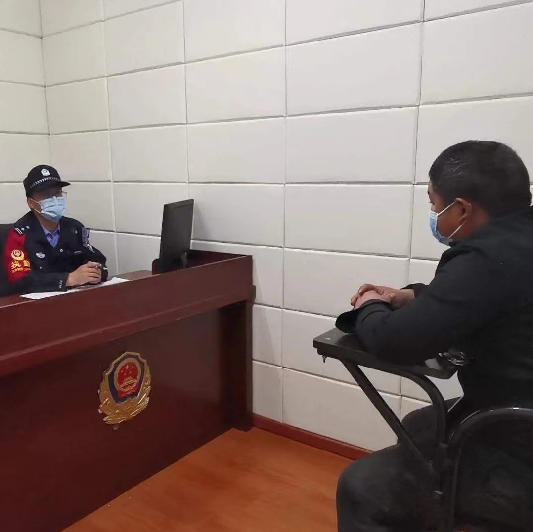 19岁女孩约会网友被强奸，体内发现精液，警方调查后把男友给抓了