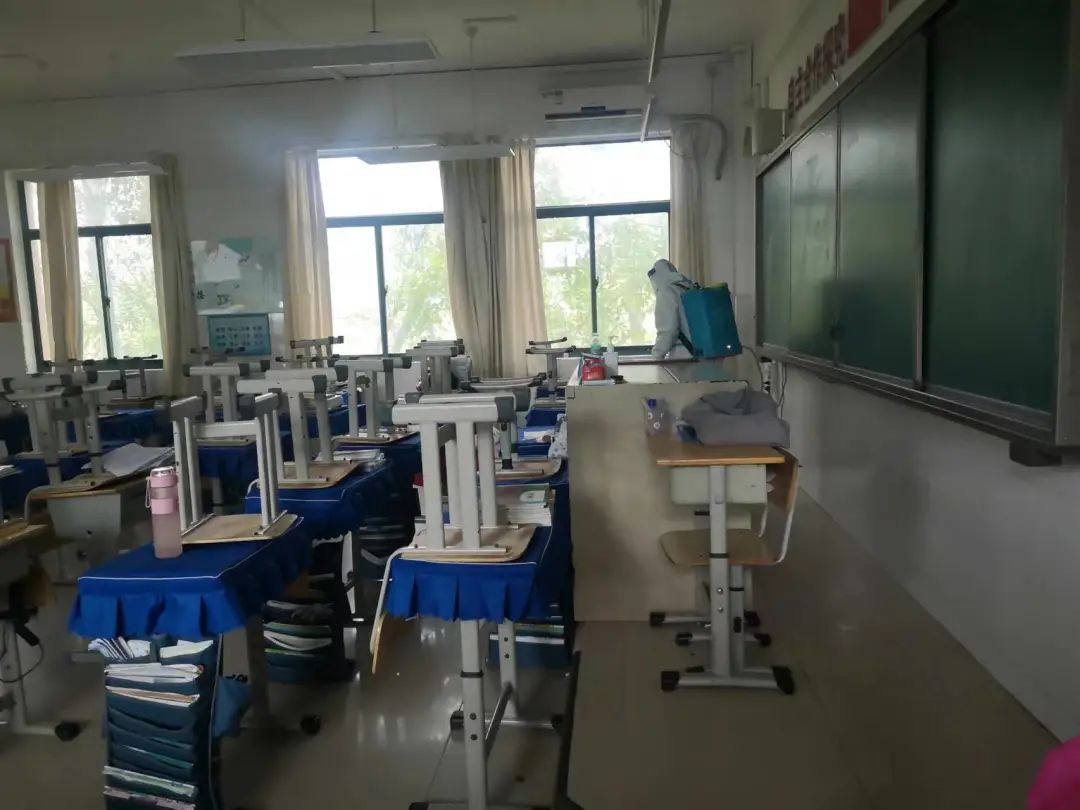 落实防疫政策全力开学护航-郑州市第八十八中学在行动