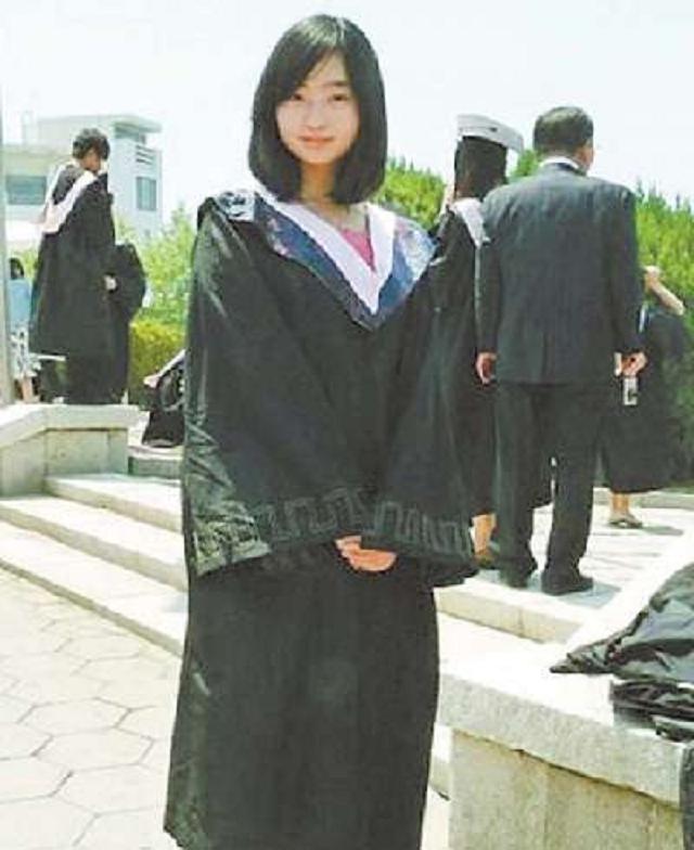 山东女孩才貌双全，一本大学毕业，为何选择出家当尼姑？