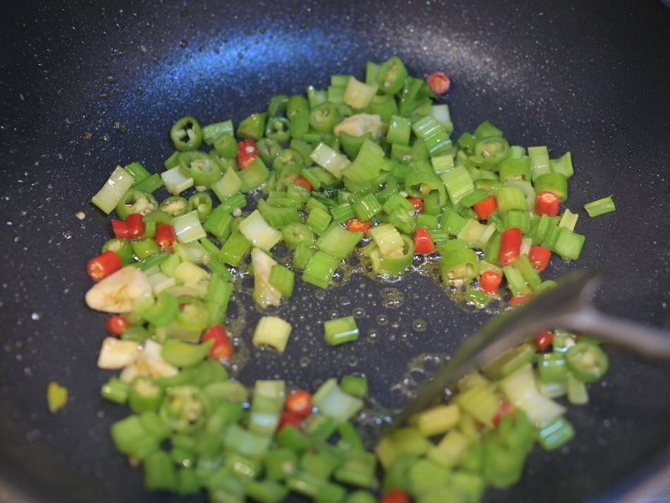 九阳大磨王爆炒不粘锅试用评价,九阳晶钻不粘锅和大磨王不粘锅