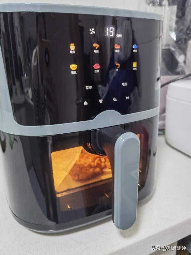 苏泊尔美的山本空气炸锅哪个好,山本空气炸锅哪个更好