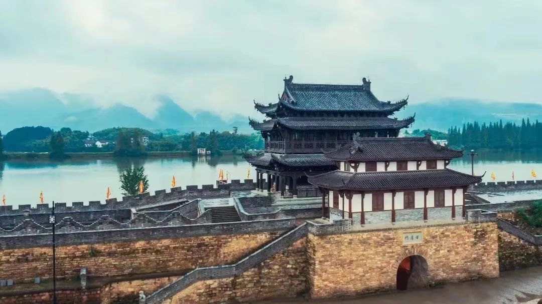 又发现一个暑假遛娃玩水的好地方,避暑胜地适合孩子玩的地方