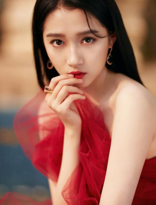 90后的关晓彤颜值,关晓彤是90后女明星吗