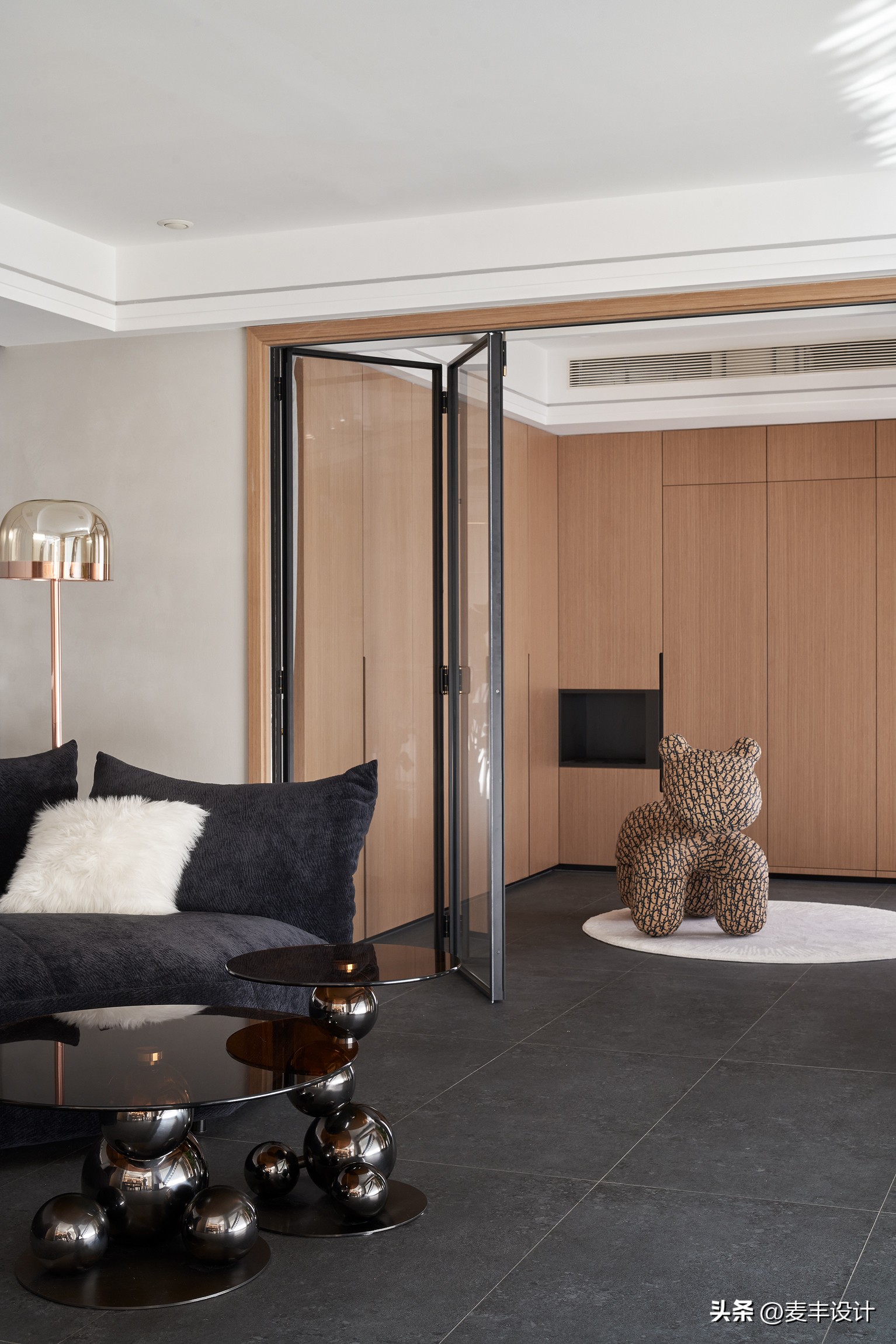 MHOO|沐光而居220㎡白马御府现代复式私宅