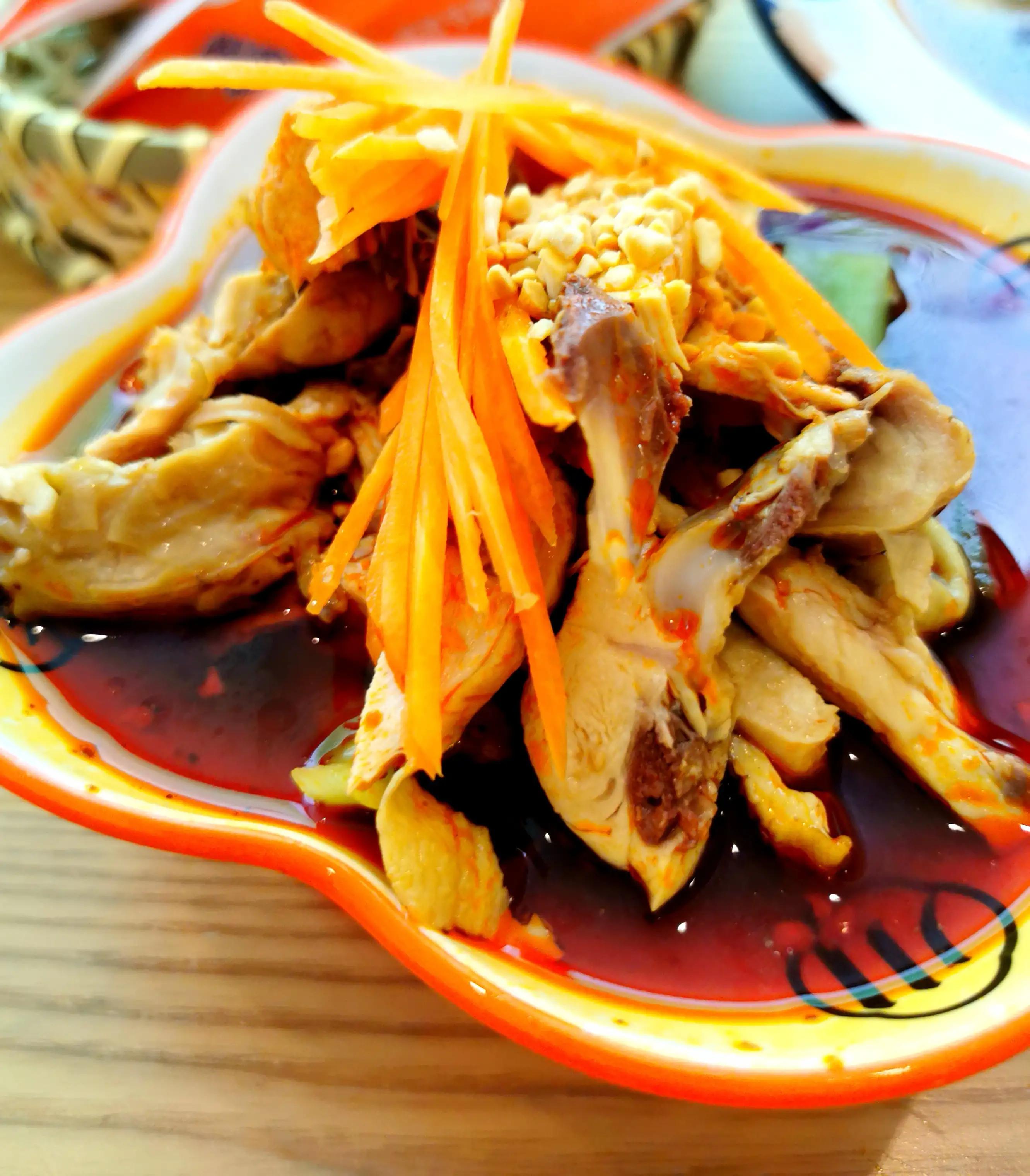 乐山哪家美食好吃又便宜,乐山东大街小吃攻略