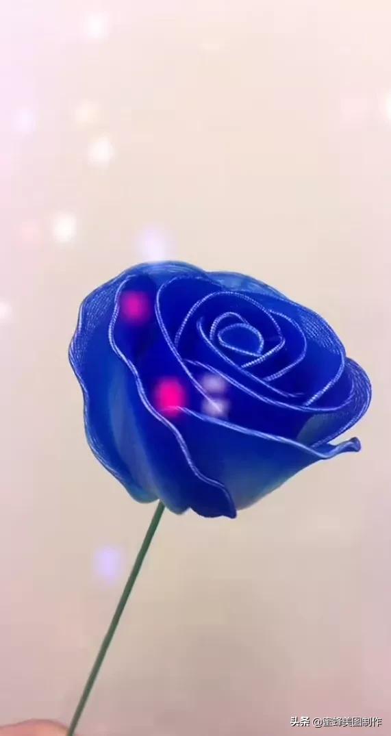 高手在民间根雕做得栩栩如生,看起来很牛逼的手工制作