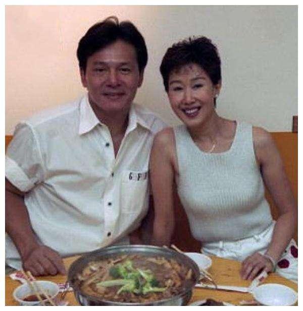 曾为爱隐退七年无奈被抛弃,曾为爱隐退7年完整版