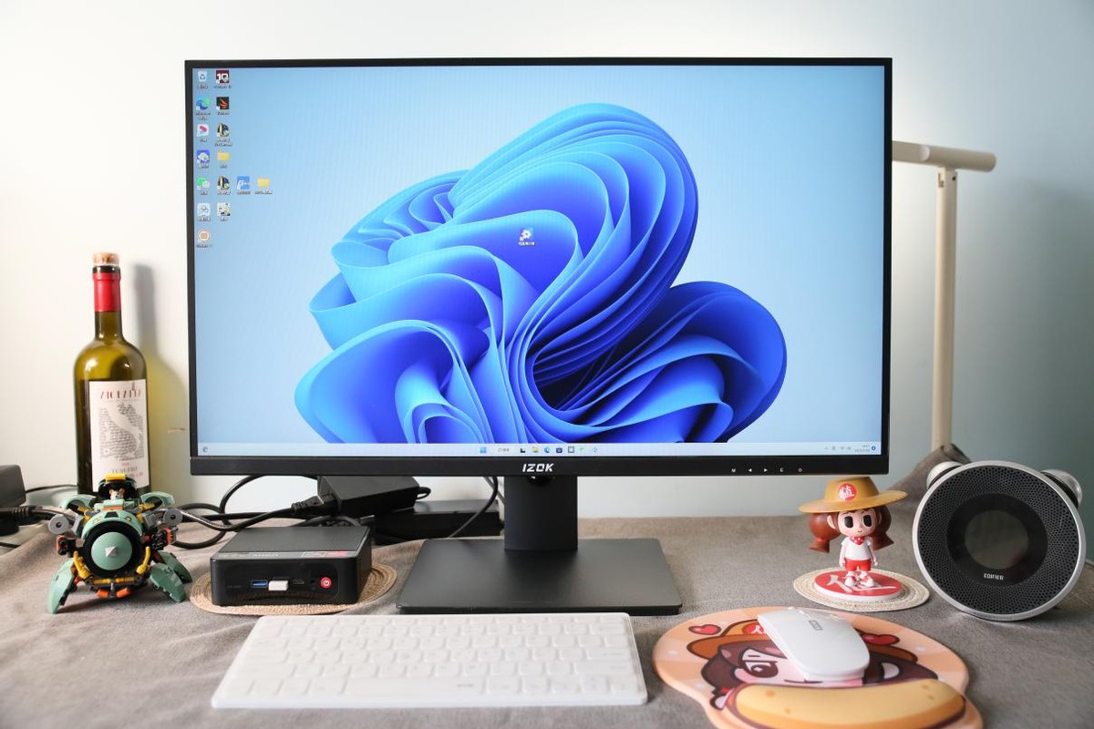 色域100%srgb不闪屏的显示器,不漏光的4kips显示器