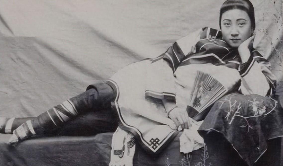 日军兽行:当着男人的面玷污了女儿,临走还残忍割下妻子乳房2