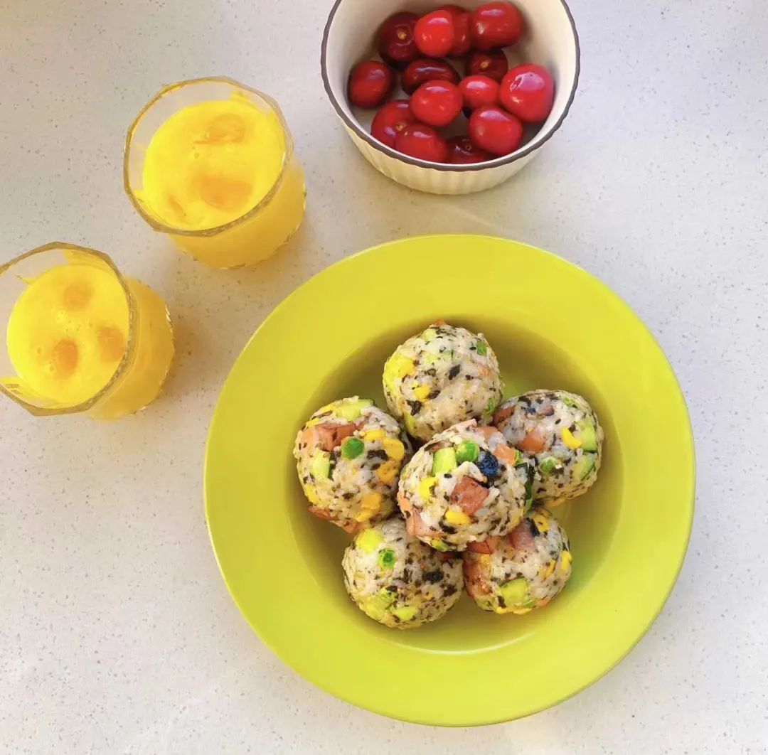 美食大口大口的吃,天津菲姐家手工饭团