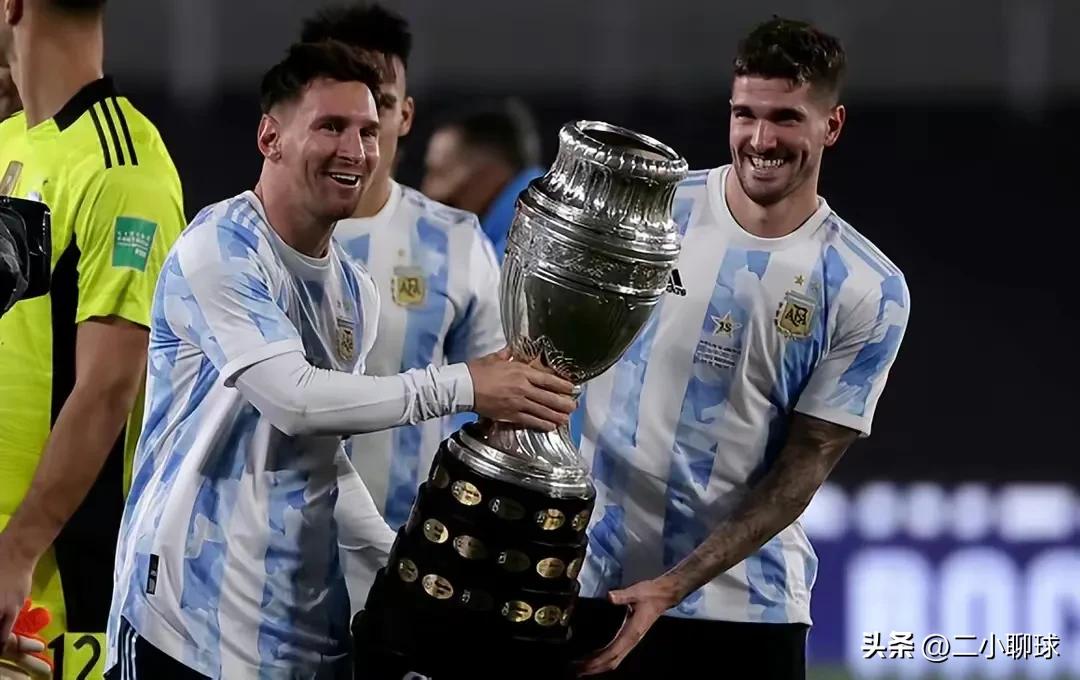 四个专家对梅西的评价,专家评论梅西的人球合一