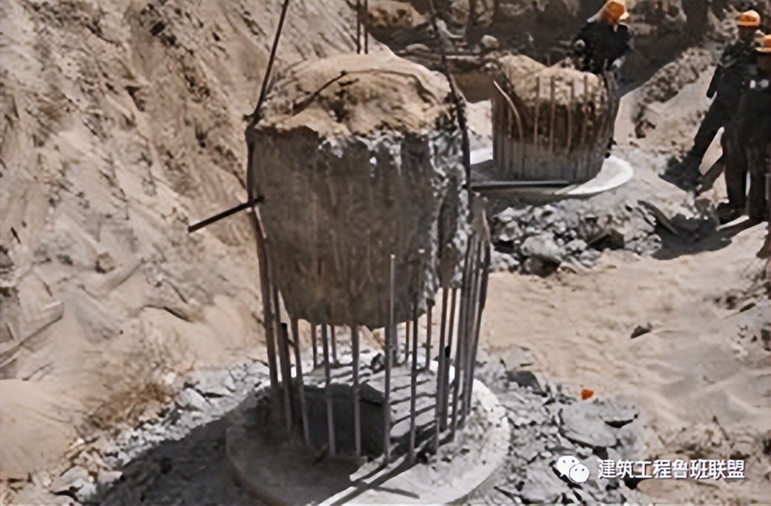 灌注桩桩头破除哪个规范要求,桩基桩头处理方法