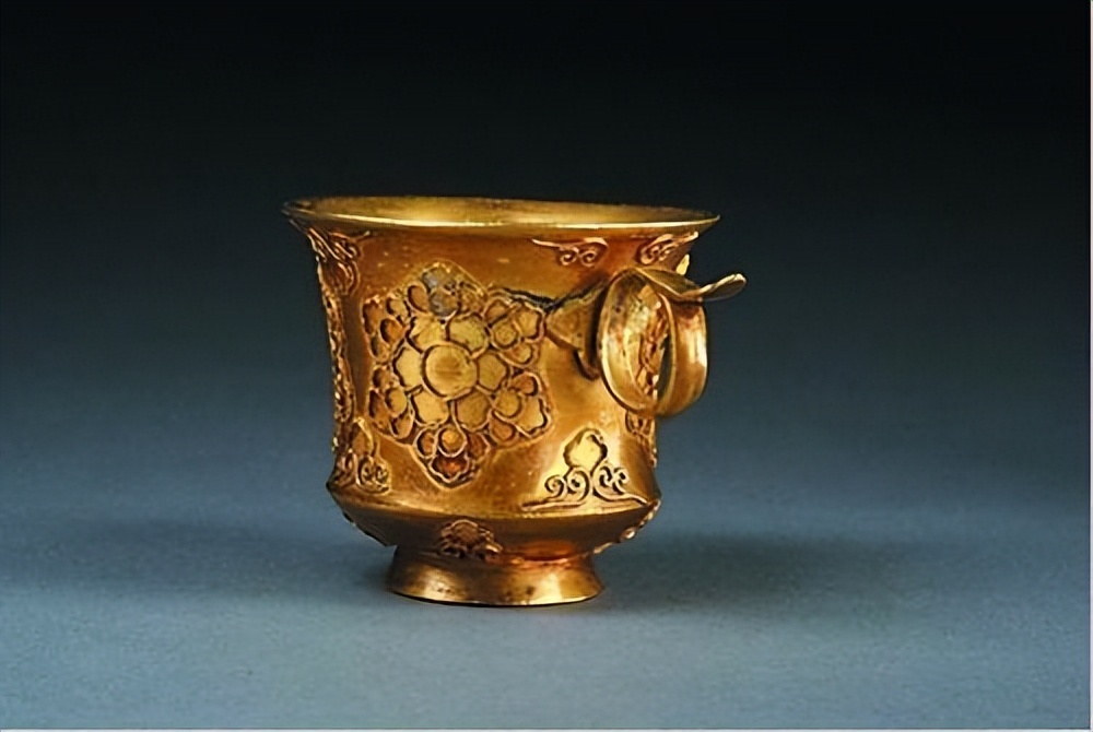 外来文化对唐朝的影响,唐代装饰纹样变迁