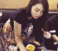 老鼠贴粘掉老鼠几个毛会死吗,老鼠贴粘到老鼠跑掉以后会死吗