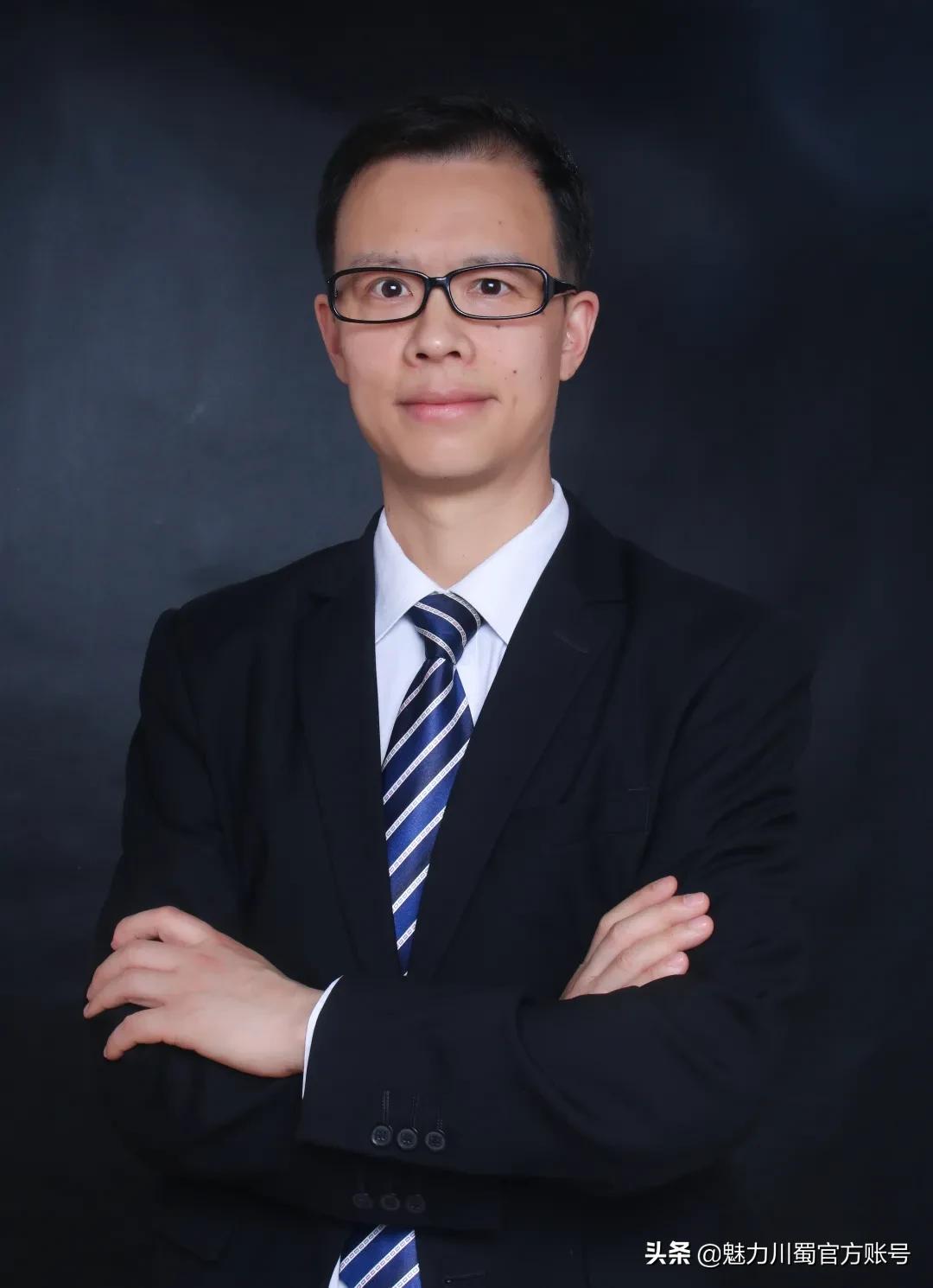 绵阳外国语学校李俊老师,绵阳外国语学校历史老师