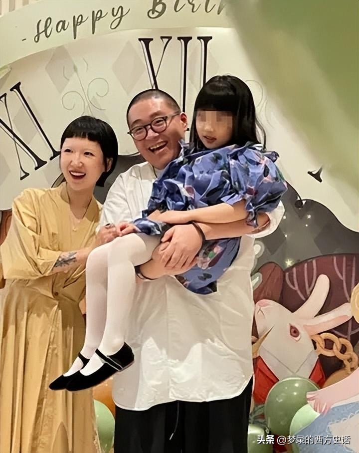 皮肤溃烂的童星,童星打促进生长激素后真实经历