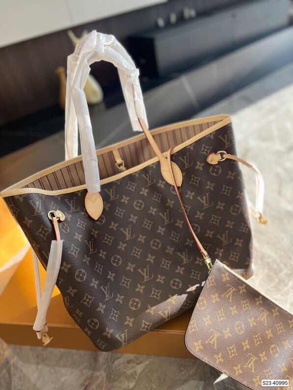 lv印花购物袋经典,lv棋盘格经典手提袋