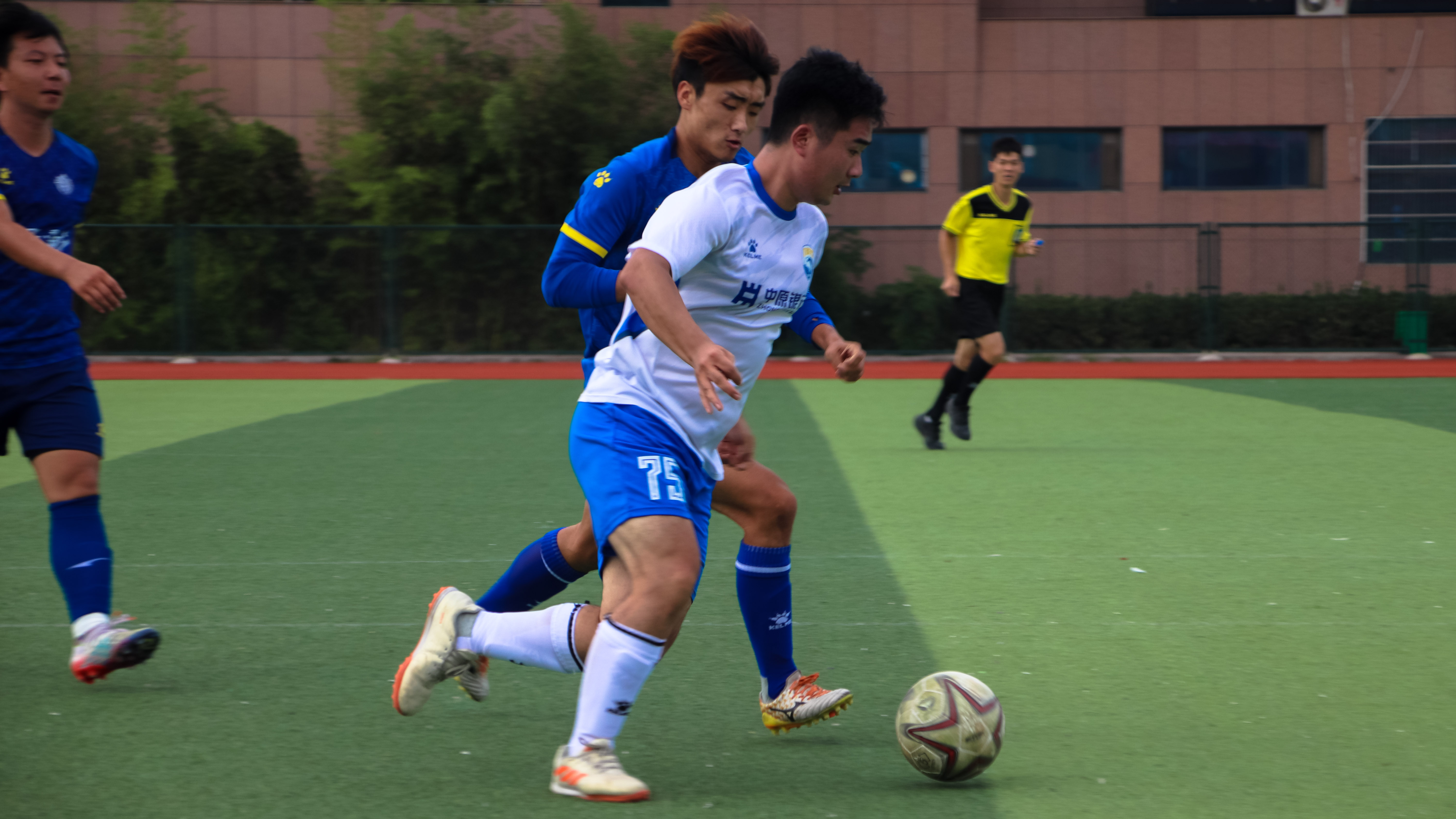 新乡足球锦标赛,新乡足球业余联赛比赛