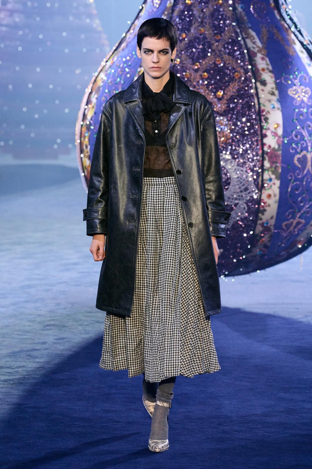 2023秋冬伦敦时装周收官,2022秋冬巴黎时装周什么时候开始