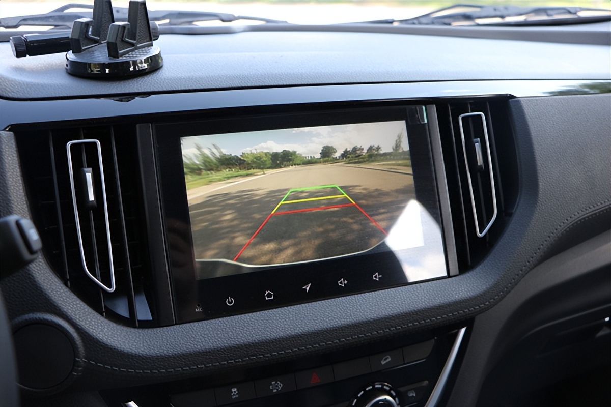 江西五十铃皮卡欢迎到店试车,试驾江西五十铃瑞迈2024款