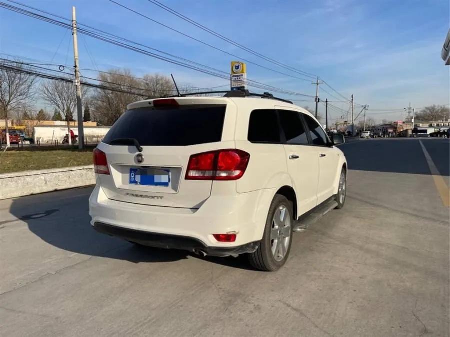 意大利人不会造大车。菲亚特飞越