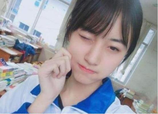 浣撹偛璇句笂濂崇敓鑷涓哄緢涓戠殑琛屼负,浣撹偛璇惧コ鐢熺殑杩锋儜琛屼负