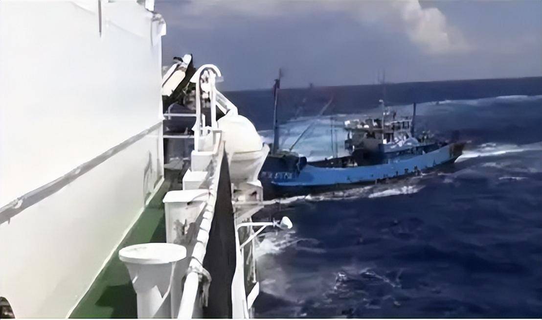 中日*鱼岛钓**三度交锋，中国一步步实控*鱼岛钓**，太解气了！