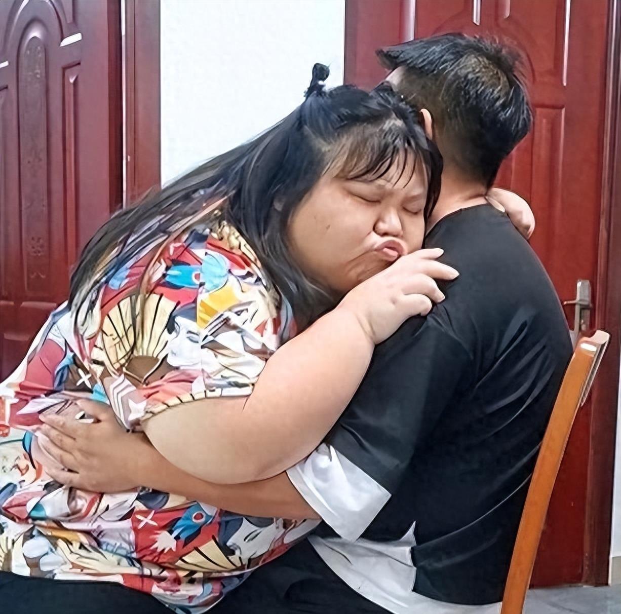 校花惨遭肥胖困扰,丈夫无情虐待,下场令人心酸唏嘘