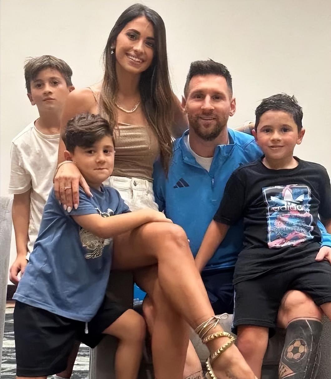 梅西妻子长什么样子,梅西妻子美照