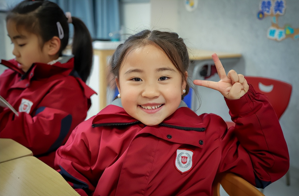 “我的梦想是超过同桌”华爱学校新学期，每个孩子都溢满七彩希望