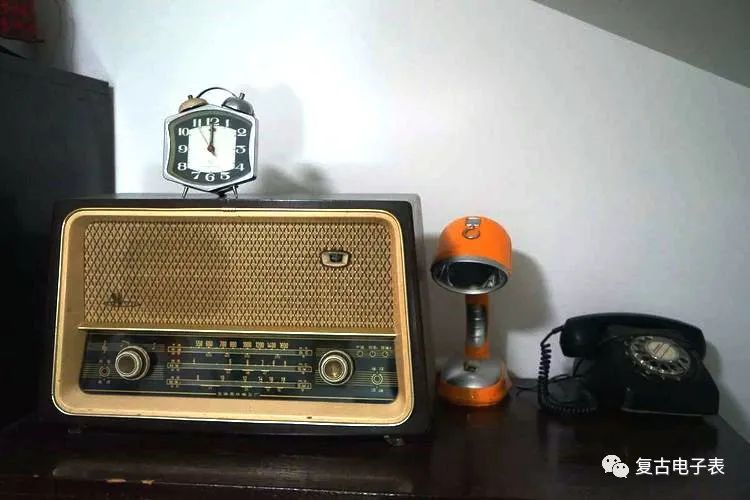 日本精工ssc139手表,1982年的精工seiko电视手表