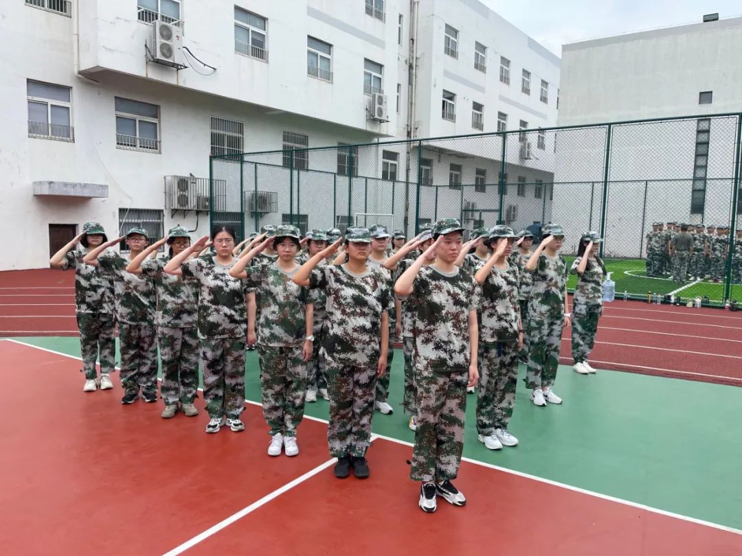 高标准军训,威武霸气的军训