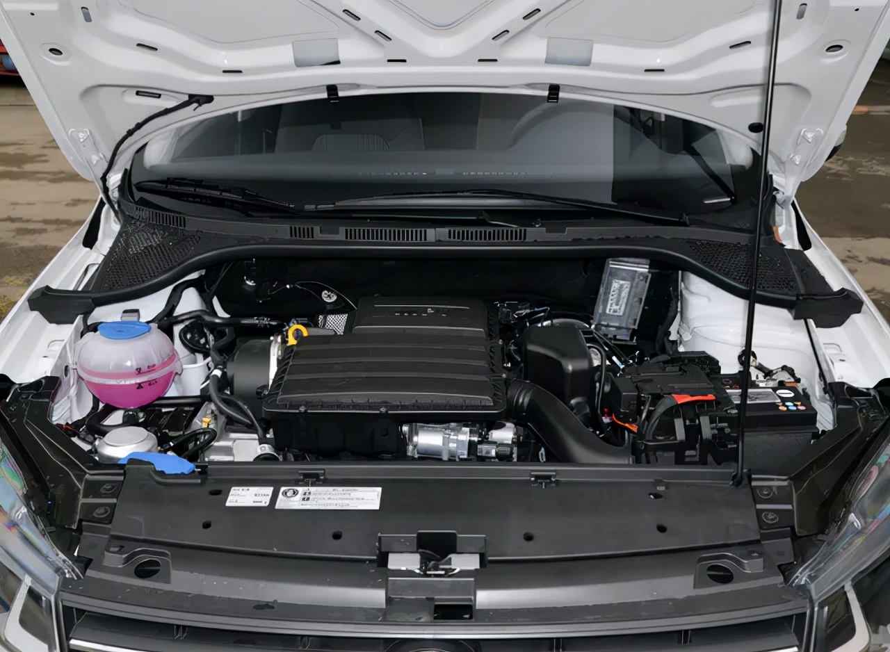 落地价不到8万首选这三台轿车,这几款车值得推荐堪称性价比之王