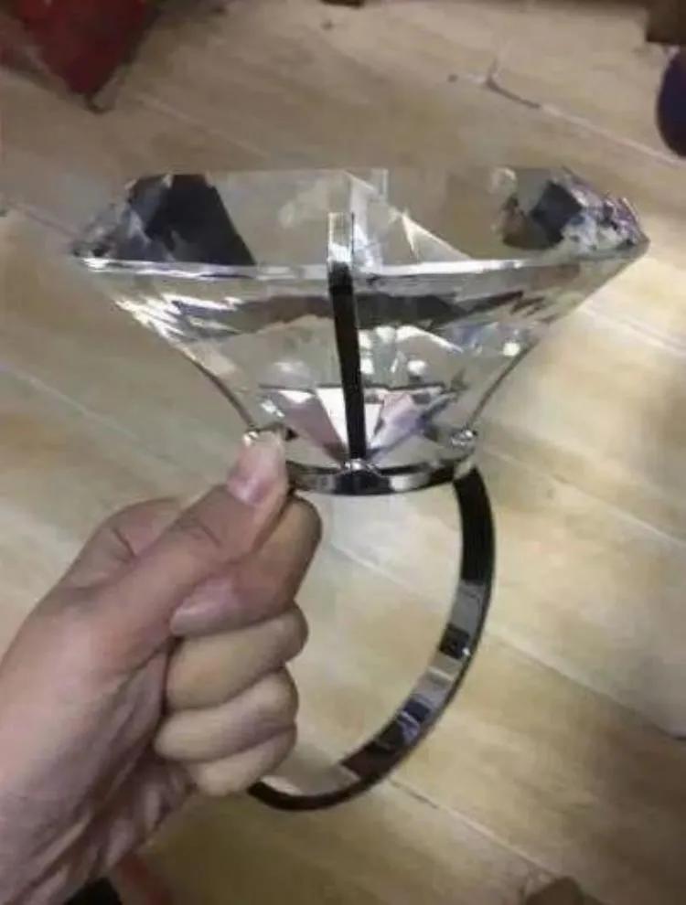 情侣搞笑奇葩礼物送什么,送什么礼物最奇葩